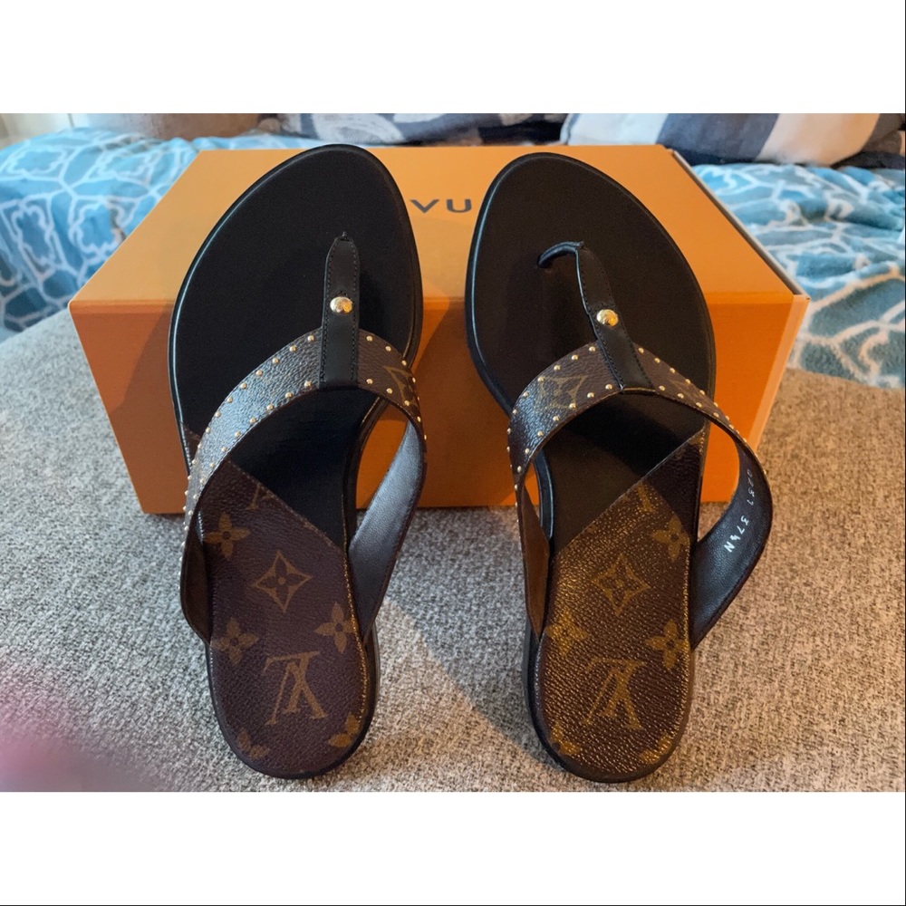 Louis Vuitton Sunny Flat Thong